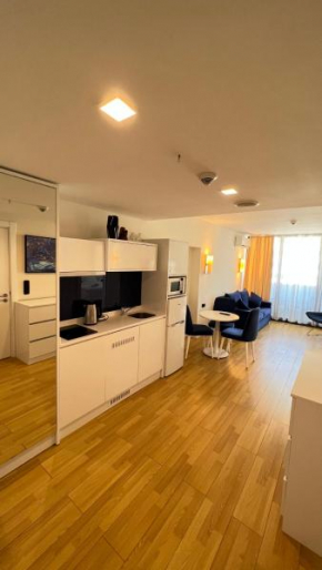Central Apart Batumi Orbi City MK